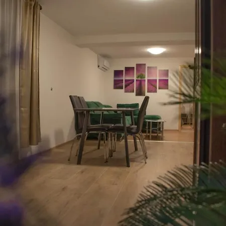 Cosy Charming Apartment Near The Palace Split Exterior photo