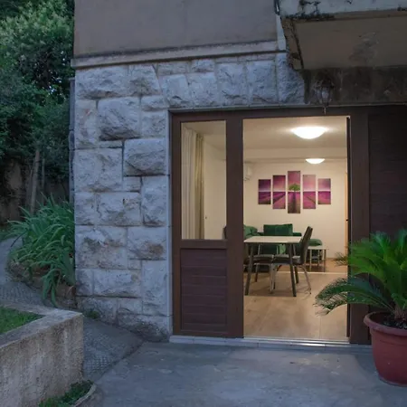 Cosy Charming Apartment Near The Palace Split Exterior photo